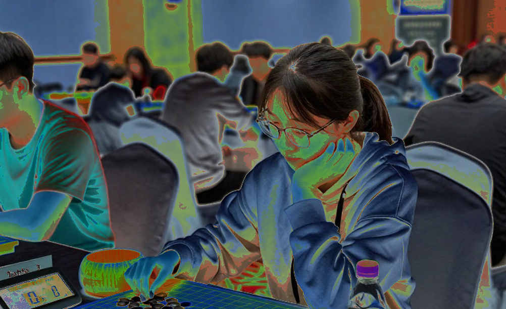 कवर पर यूरोपियन क्लब कप, पन्नों में प्राग — ChessBase Magazine #225 का लेजर ऑडिट